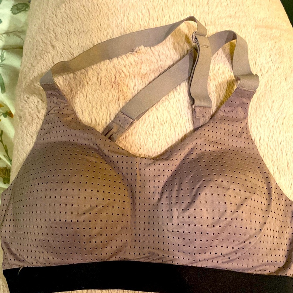 3 Victoria’s Secret Sports Bras